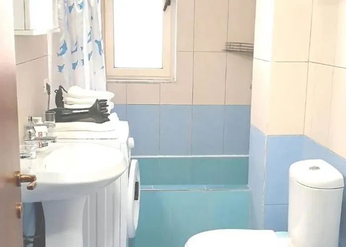 светлый с открытым балконом на пляже